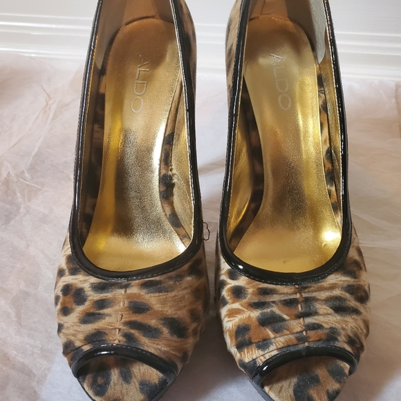 Aldo Leopard print suede finish pumps - Picture 6 of 12
